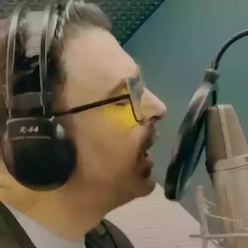 دانلود آهنگ پازل بند به نام تخس